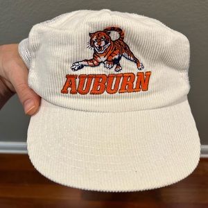 Vintage auburn hat